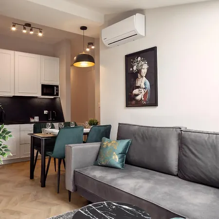 Metropolis Apartments-3